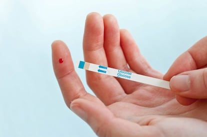 Las tiras reactivas para medir la glucosa figuran en la compra centralizada.