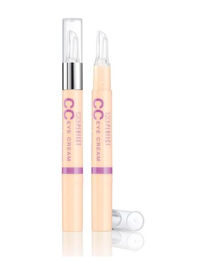 El corrector CC Eyes de Bourjois (9,25 euros) ilumina la mirada y disimula las ojeras. Es la versión low cost del Touche Éclat de Yves Saint Laurent y funciona.