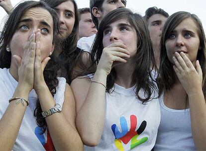 Los españoles lamentan la derrota de Madrid.