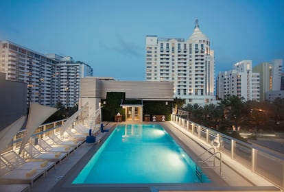 Piscina del Iberostar Waves Berkeley Shore