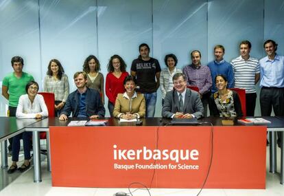 Ikerbasque ha recibido en su sede de Bilbao a la primera promoción de jóvenes investigadores de su convocatoria 'Research Fellow'.