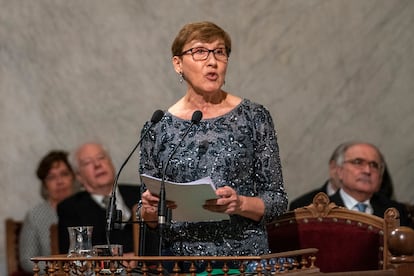 La filóloga y escritora Paloma Díaz-Mas, este domingo durante su discurso de ingreso en la Real Academia Española en Madrid.