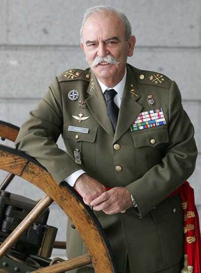 El teniente general Pedro Pitarch.