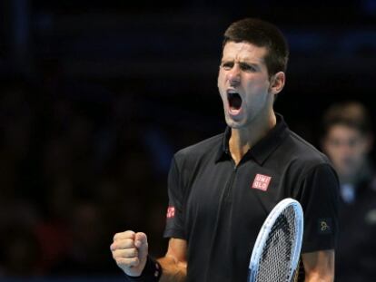 Djokovic celebra un punto frente al británico Andy Murray.