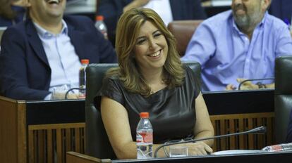 Susana D&iacute;az, durante la sesi&oacute;n de control en el Parlamento este jueves.