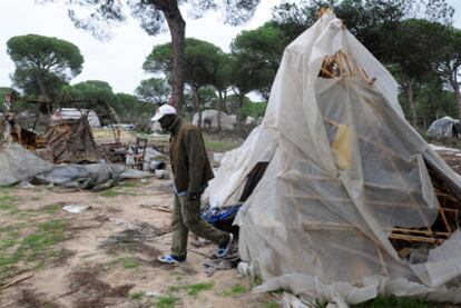 Un aspecto del campamento de Las Madres, cerca de Mazagón (Huelva), el pasado 23 de diciembre.