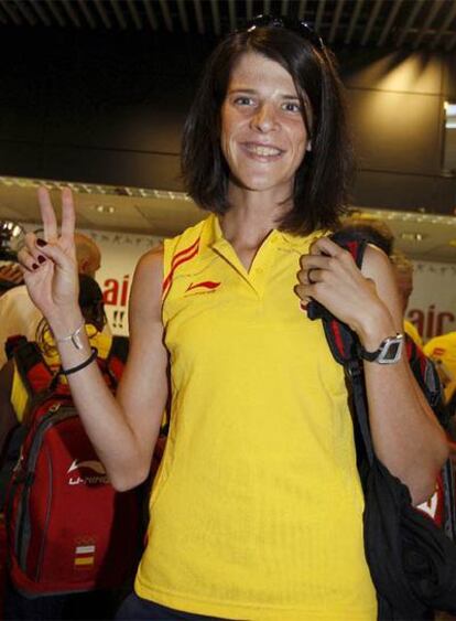 Ruth Beitia en el aeropuerto de Madrid