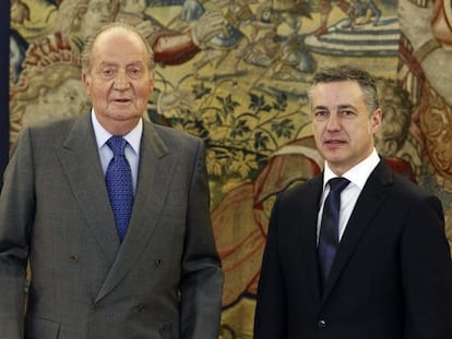 El Rey Juan Carlos y el 'lehendakari', Iñigo Urkullu en el Palacio de La Zarzuela.