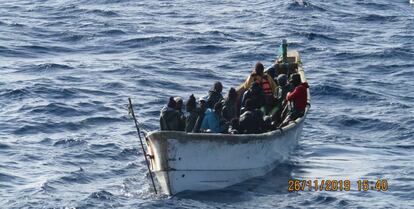 El bote de Mody Cissoko antes de ser rescatado el pasado 26 de noviembre.