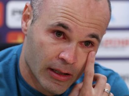 El medio anuncia entre lágrimas su adiós al Barça a final de curso y tras 22 años en el club “Soy honesto y ya no podría dar lo mejor de mí”