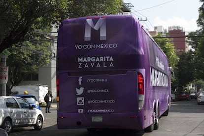 Uno de los autobuses que utiliza Margarita Zavala para hacer campaña por México.