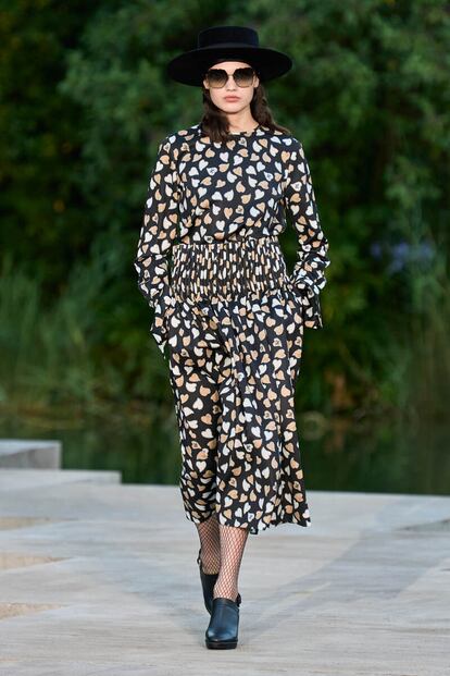 Max Mara Resort S23 Look 30