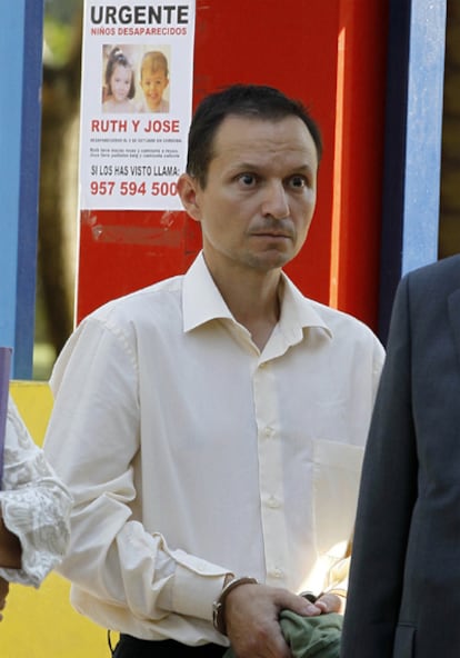 José Bretón, during the reconstruction of the events of October 8 when his children disappeared.