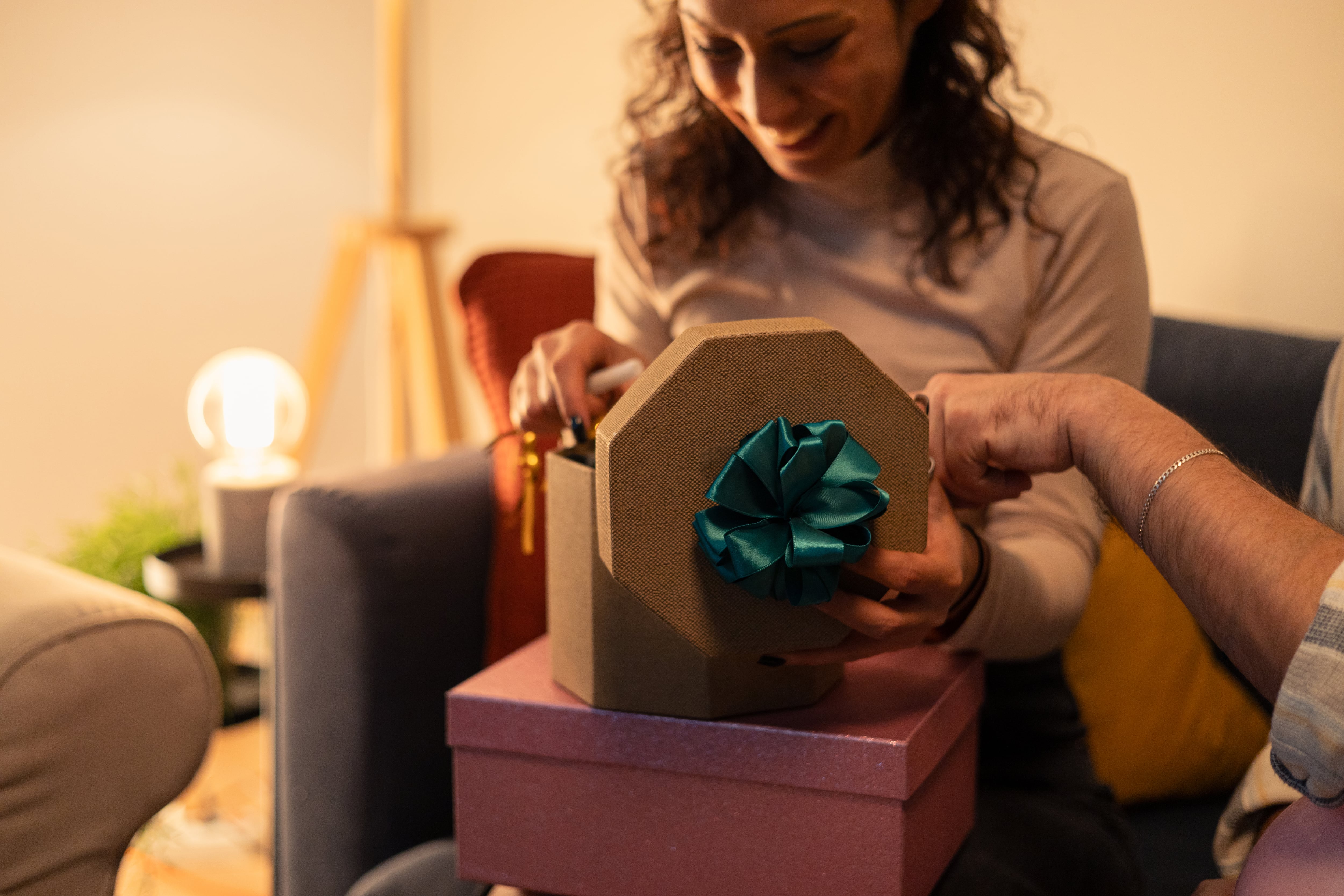 Joyas sexuales, juguetes eróticos, escapadas y más ideas para regalar en Navidad