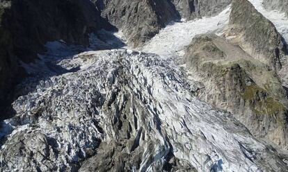 El glaciar Planpincieux en una imagen distribuida el 20 de septiembre por el Ayuntamiento de Courmayeur (Italia).