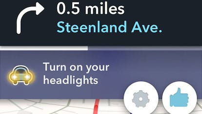 Alerta de encender las luces en Waze.