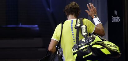 Nadal se despide de los aficionados australianos.