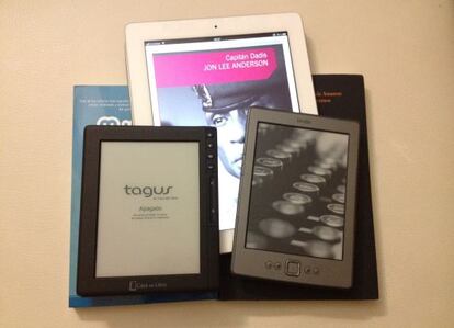 Tagus y Kindle sobre un iPad