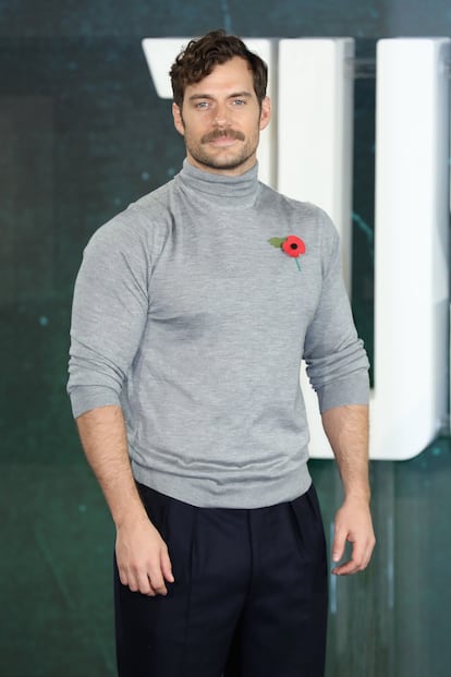 El cuerpo de Henry Cavill (en la imagen, en Londres en 2017) es uno de los  más deseados en muchos gimnasios, pero los expertos advierten de su masa muscular es fruto de años y no se puede ganar en unos pocos meses.