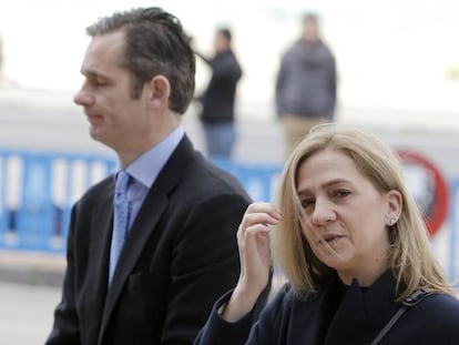 Iñaki Urdangarin y la Infanta, en una sesión del juicio.