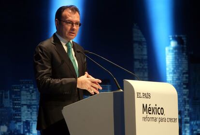 Luis Videgaray, Secretario de Hacienda y Crédito Público de México, durante su discurso titulado "Claves para el progreso de México: Las reformas estructurales".