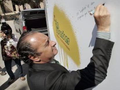 Ripoll, en una campaña contra el acoso escolar.