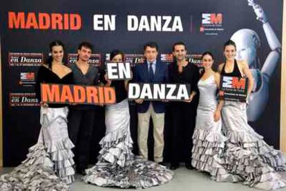 El consejero de Cultura, Ignacio González, presenta el programa del festival Madrid en Danza, que comenzará en noviembre.