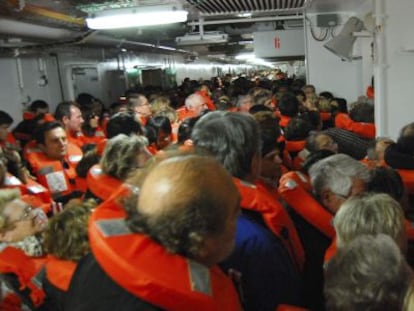 Interior del 'Costa Concordia' durante el naufragio