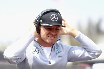 Nico Rosberg, que ha salido en segunda posición, antes del comienzo del Gran Premio.