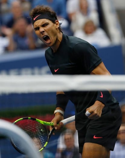 Rafael Nadal celebra un tanto del partido.