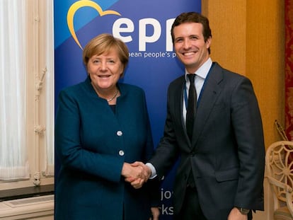 Reunión de Pablo Casado con Ángela Merkel. 