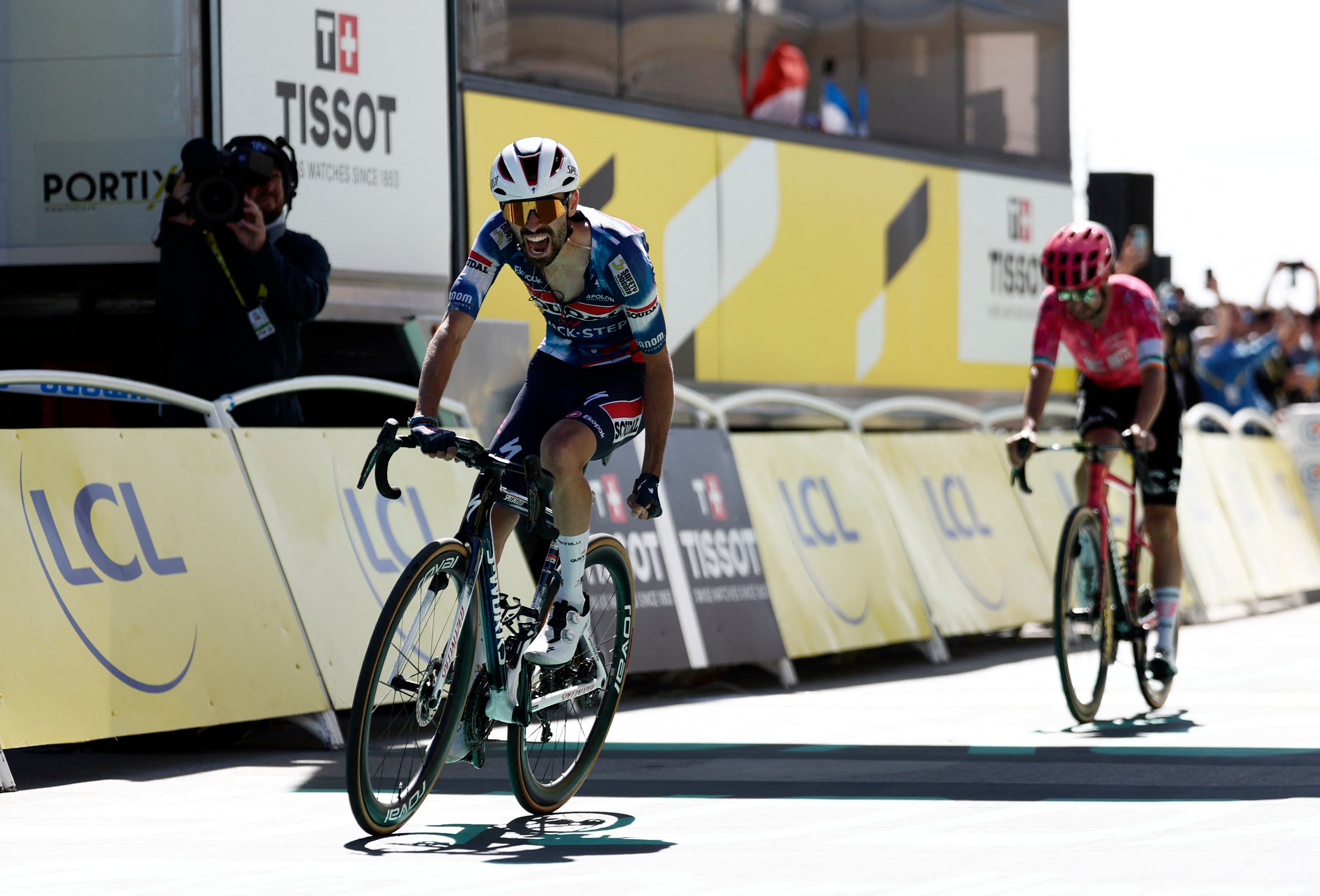 Paret-Peintre se proclama vencedor en la etapa 16 del Tour de Francia