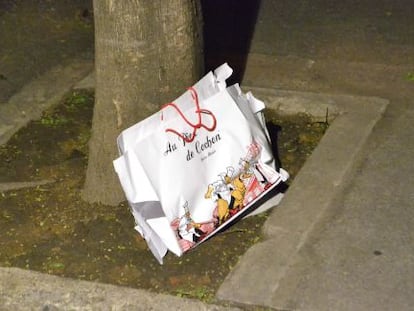 Sacola onde foi encontrado o beb&ecirc;, no bairro paulistano de Higien&oacute;polis.