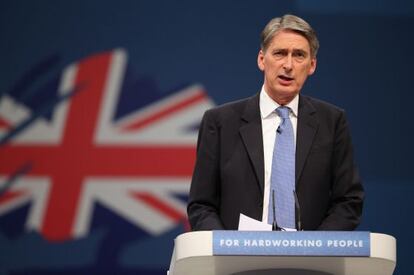El ministro de Defensa británico, Philip Hammond, durante su discurso en el congreso del Partido Conservador.