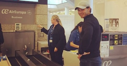 Nadal, en el aeropuerto de Palma de Mallorca.