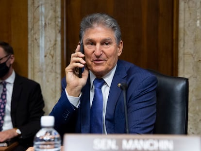 El senador demócrata Joe Manchin, este jueves en el Comité de Energía y Recursos Naturales.