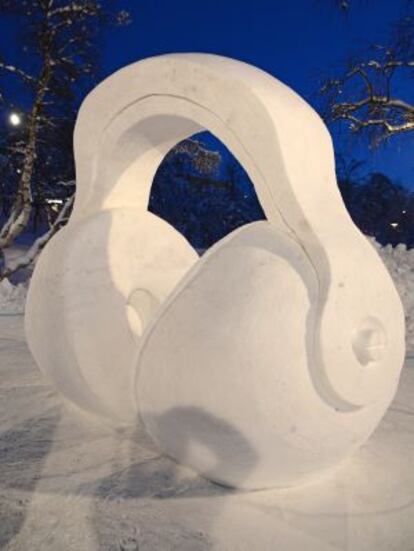 Escultura de nieve del festival de nieve de Kiruna (Suecia).