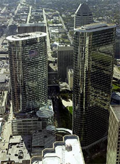 Imagen de la sede central de Enron en Houston.