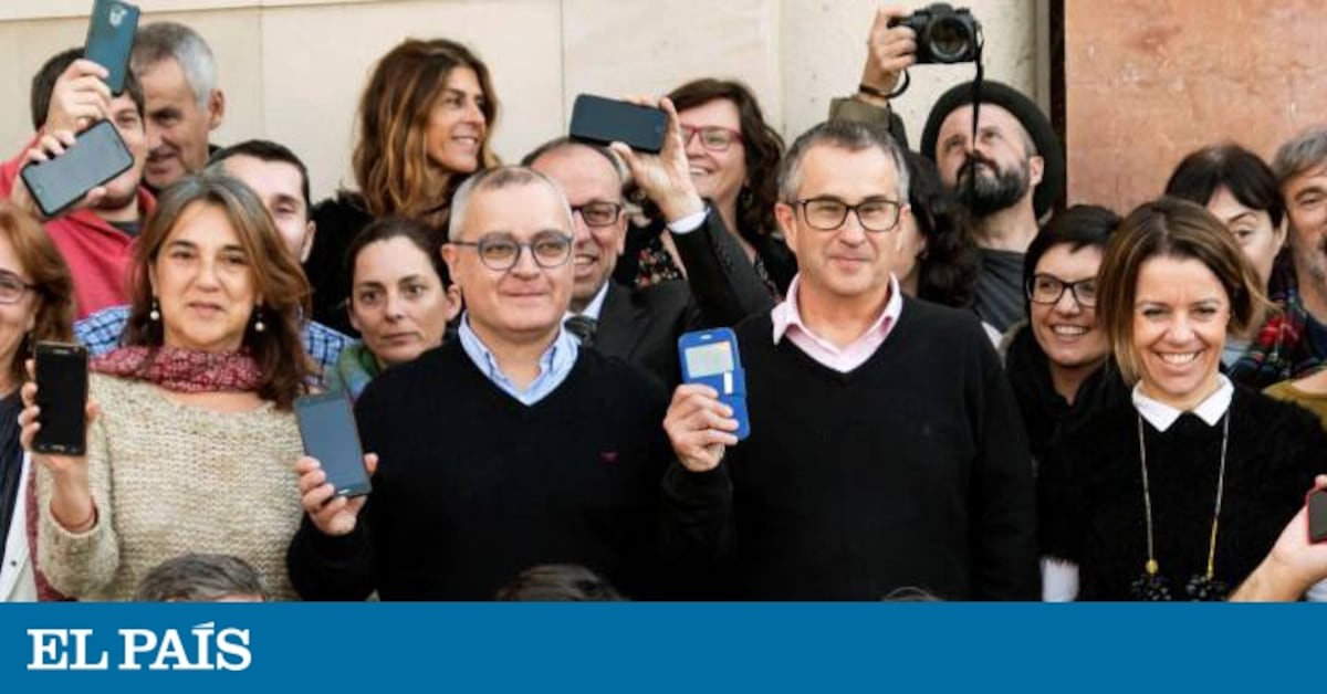 Más de 1.500 periodistas firman el manifiesto en defensa del derecho a ...