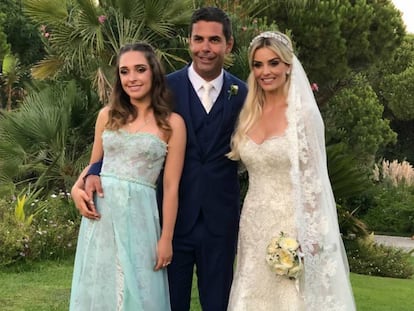 Doda Miranda y Denize Severo en su boda celebrada en el Algarve. Junto a ellos Viviane, la hija de Doda.