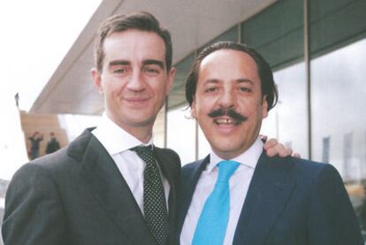 El ex secretario general del PP valenciano, Ricardo Costa, junto a Álvaro Pérez, <i>El Bigotes.</i>