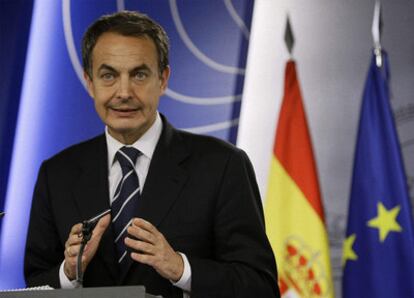 José Luis Rodríguez Zapatero, durante la ruda de prensa.