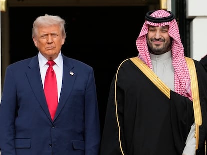 Trump dice que suspende los ataques contra Irán a la espera de un acuerdo rápido