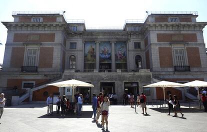 Fachada principal del Museo del Prado. 