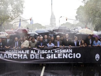 Dianteira da marcha em Buenos Aires.