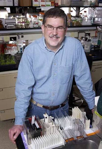 El biólogo Bob Pruitt.