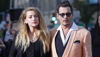 Los actores Amber Heard y Johnny Depp en el estreno de &#039;Black Mass&#039;, en Massachusetts, en septiembre de 2015.