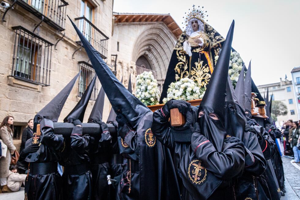 Las procesiones de Semana Santa en España 2026, en imágenes | Fotos ...