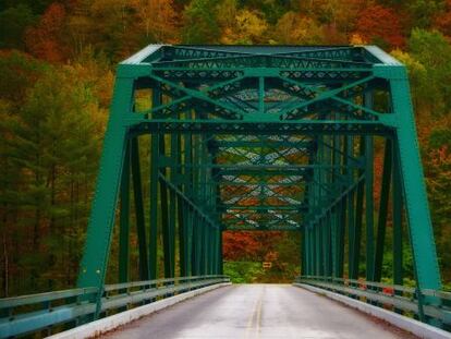 Puente met&aacute;lico en el Estado de Vermont (EEUU).