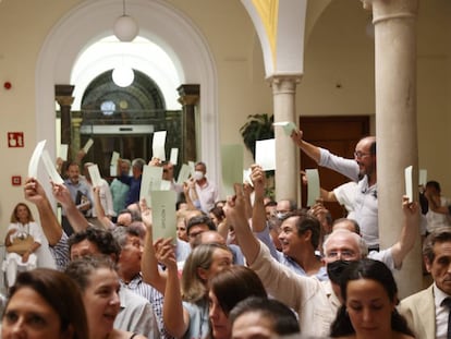 El Colegio de Abogados de Sevilla conservará el nombre